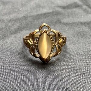 Vintage Sterling Silver 925 Marquise Cut Yellow Cat Eye Opal Gold Toned Sz 5 1/2